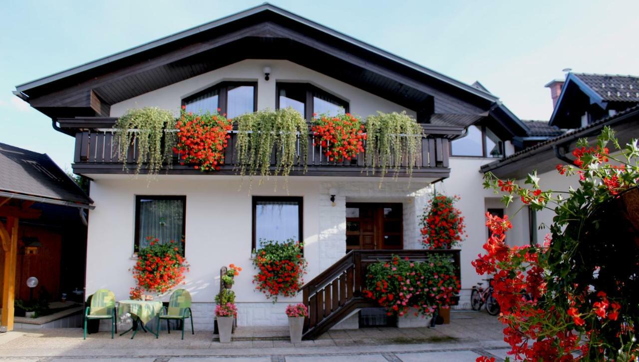 Garden Apartments Jansa Radovljica Exterior foto