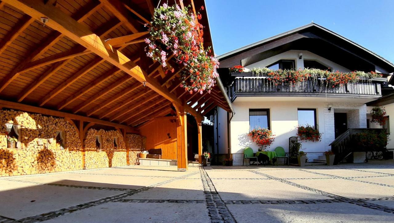Garden Apartments Jansa Radovljica Exterior foto